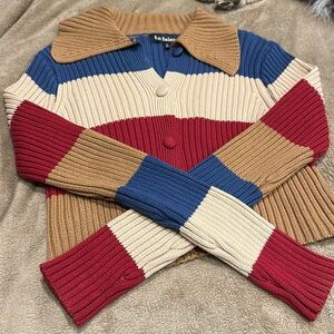Cropped cardigan in bold stripes.size S